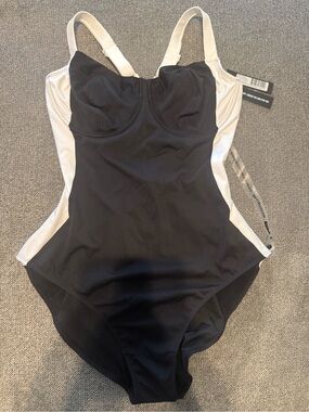 TA3 Lifty Contour Black And White One Piece XLong Shapewear Swimsuit 2x D/DD